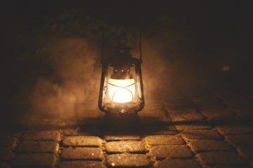 lamp, oil lamp, nostalgia-2903830.jpg